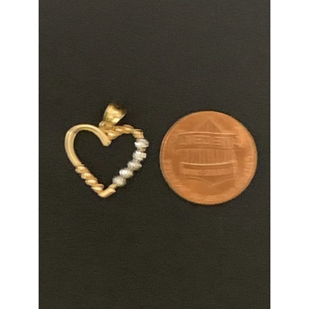 18K Gold Pendant Heart Two Tone White Yellow Gold 1.18 grams - Picture 6 of 10
